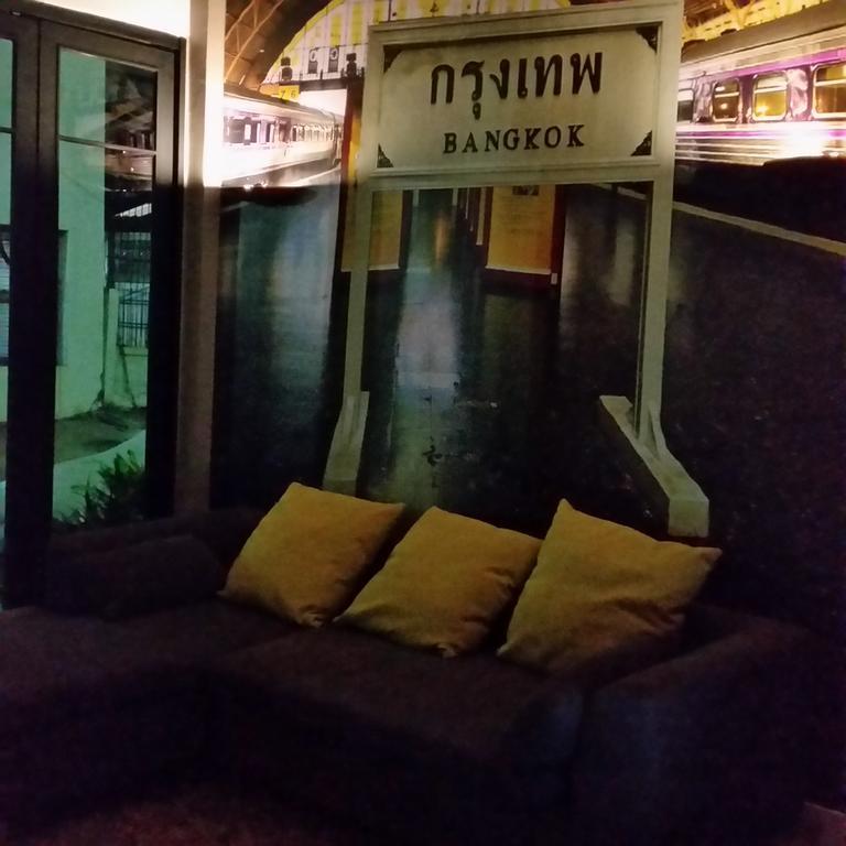 Need Sleep Hostel Бангкок Екстер'єр фото